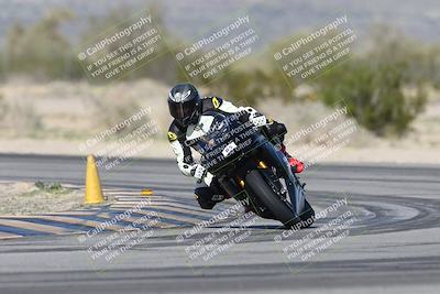 media/Jan-15-2026-Racers Edge (Thu) [[dfebeb70ab]]/3-B Group/Session 4 (Turn 5)/